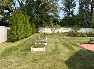 Jerry E H.'s Lawn Mowing service result
