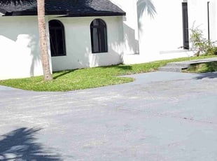 Joan Z.'s Yard Cutting service result