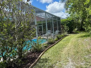 Weeding by Melvin Marroquin for Kelly G. in Sarasota, FL