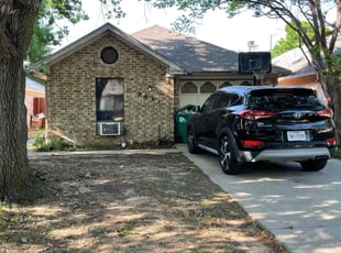 Leaf Removal by Fernando Belmontes Ayala for Kristina A. in Denton, TX