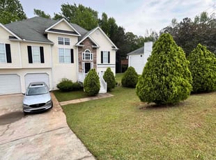 Ashley S.'s Yard Cutting service result