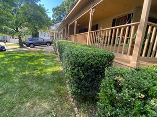 Bush Trimming by Manny Chavez for Liz M. in Montclair, VA