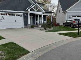 Leaf Removal by Ceo Bailey for Gregory H. in Jeffersonville, IN