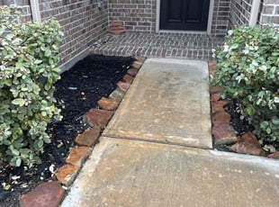 Weeding by Santiago Rodriguez for Amber B. in Alvin, TX