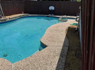 Debra T.'s Flower Bed Weeding service result
