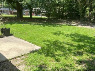 Leaf Removal by Bobby Cannon for Margaret A. in Baton Rouge, LA