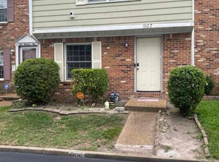 Richard Y.'s Bush Trimming service result
