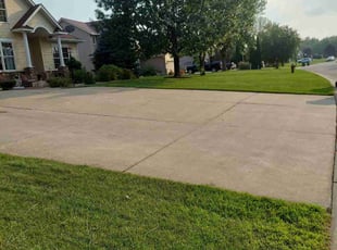 Karol K.'s Lawn Mowing service result