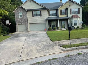 Bush Trimming by Brian Cortes for Michaela J. in Atlanta, GA