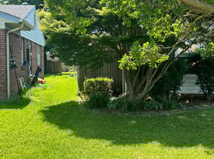 Val M.'s Yard Cutting service result