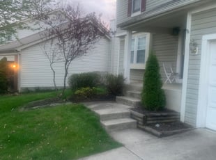 Weeding by B.J. Schuetz for Yalonda H. in Columbus, OH
