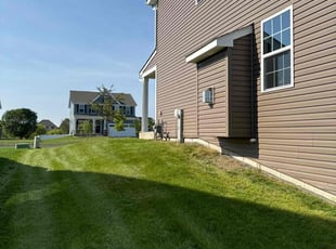 Belinda E.'s Lawn Service service result