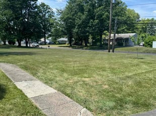 Kay E.'s Lawn Service service result