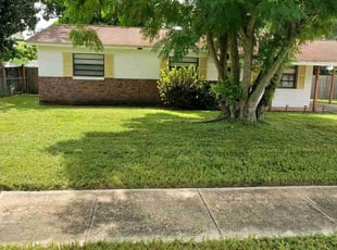 Aimee m.'s Grass Cutting service result