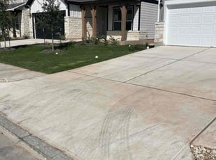 Katrina I.'s Lawn Maintenance service result