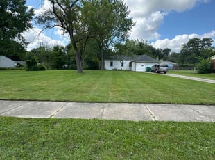 Robert C.'s Lawn Mowing service result
