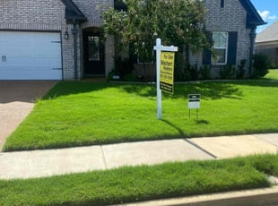 Russell R.'s Lawn Mowing service result