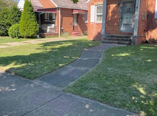 Cynthia C.'s Lawn Maintenance service result