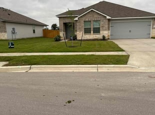 Linda M.'s Lawn Service service result