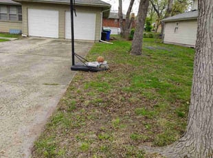 Cleanups by Desmond Standifer for Kymberly Q. in Raytown, MO