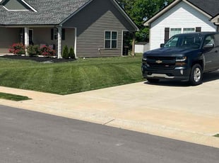 Dawn S.'s Lawn Mowing Service service result