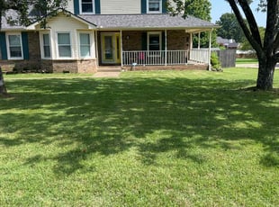 Donna P.'s Lawn Service service result