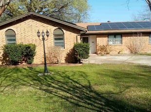 Renda M.'s Lawn Mowing Service service result