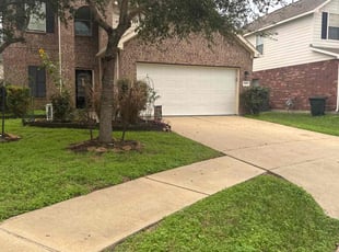 Deidra J.'s Lawn Maintenance service result