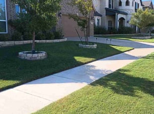 Linda F.'s Lawn Mowing service result