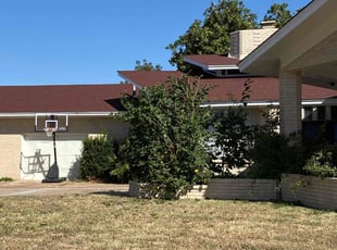 Bush Trimming by Jessie Revilla Sanchez for Rashonda P. in Oklahoma City, OK