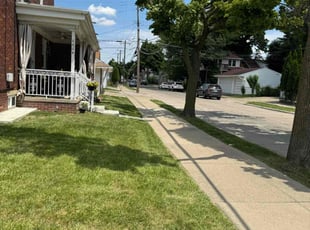 Stacey Z.'s Lawn Service service result
