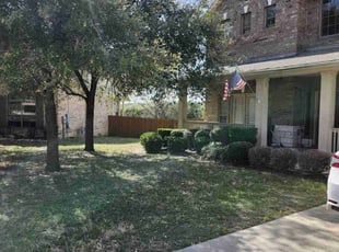 Leaf Removal by Khristian Thomas for Aimee G. in Cedar Park, TX