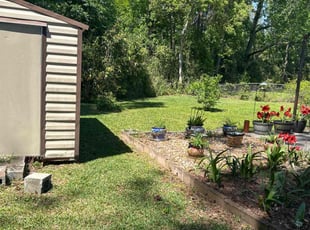 Richard R.'s Lawn Maintenance service result
