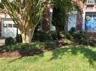 Mulching by Jessica Porter for Kim J. in Upper Marlboro, MD