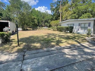 Leaf Removal by Martin Byington for Mary E. in Sanford, FL