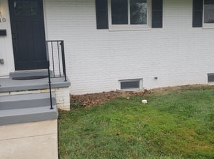 Weeding by Rose Valle for Kia G. in Fairfax, VA