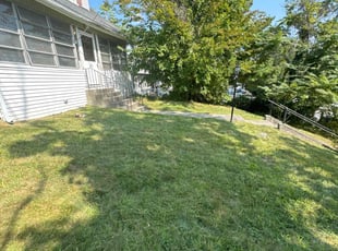 Laura W.'s Lawn Service service result