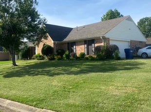 Sharon K.'s Yard Cutting service result