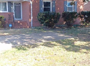 Bush Trimming by Latoya Cole for Thomas L. in Hampton, VA