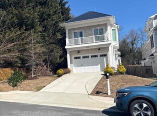 Weeding by candelario castillo for John B. in Falls Church, VA