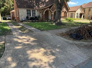 Lindsey H.'s Lawn Mowing service result