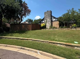Jessica A.'s Lawn Maintenance service result