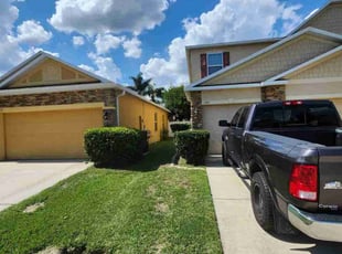 Bush Trimming by Felix Reventos for Tina T. in Auburndale, FL