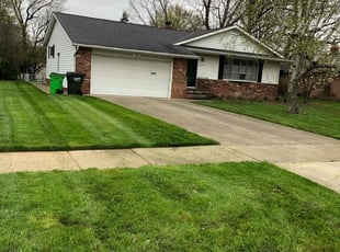 Brenda R.'s Lawn Service service result