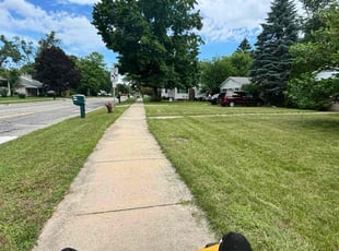Kim E.'s Lawn Mowing service result