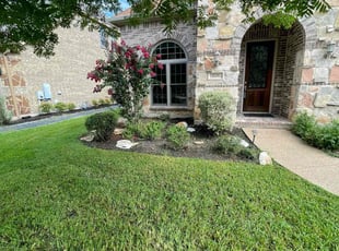 Danielle G.'s Grass Cutting service result