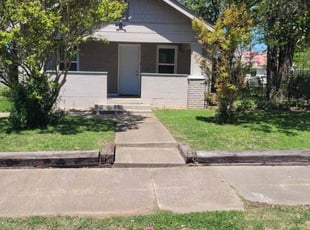 Jeannie R.'s Yard Cutting service result