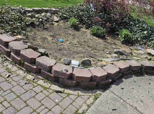 Weeding by Eric Potter for Ravitej G. in Canton, MI