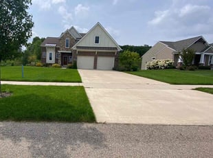 Dee J.'s Lawn Service service result