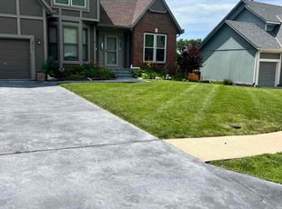 Kim G.'s Lawn Care service result
